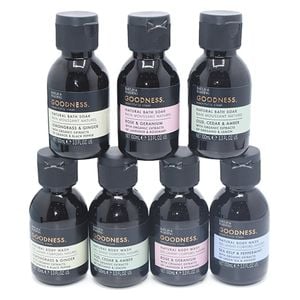  Goodness 7 Days of Wellness Set 7 PCS - Baylis & Harding 