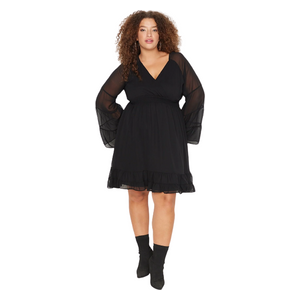 Trendyol Curve Women's V-Neck Gipe Detailed Chiffon Woven Dress - Black