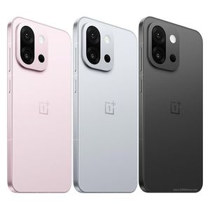 ون بلس 13S 5G - شاشة 6.32 انج - اموليد 120هيرتز - معالج Snapdragon 8 Elite  - بطارية 5850 مللي امبير - شحن 80 واط - حماية IP65 