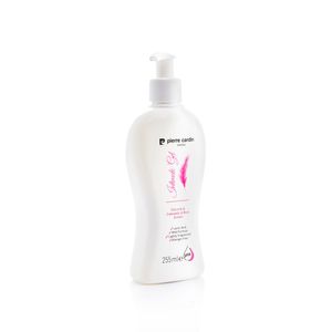  Pierre Cardin Glycerin & Camomile & Rose Extract Intimate Wash, 255ml 