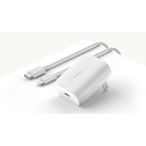  Belkin 745883780808 - Charger - White 