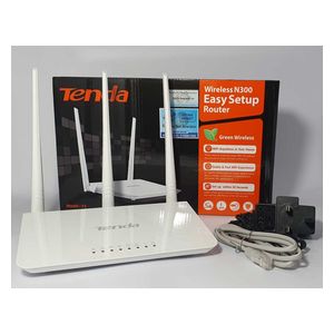 Tenda F3 - Router - white