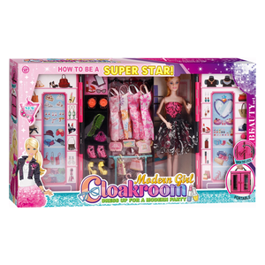  Dream wardrobe with Barbie 