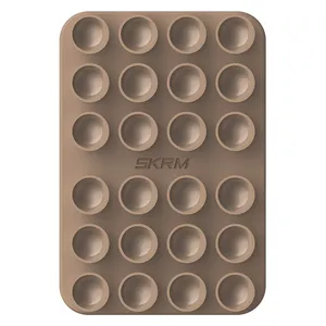  حامل موبايل سيليكون سكينارما - بني 