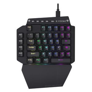 لوحة مفاتيح ألعاب ميكانيكية أحادية اليد اي يوسو - K700 - اضاءة RGB - أسود