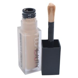  Huda Beauty Fauxfilter Luminous Matte Liquid Concealer, 2.5g Nougat 