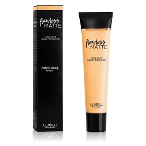  واو فلاوليس فاونديشن مات - يغطي عيوب البشرة ويدوم لساعات طويلة, كلاسيك كراميل 