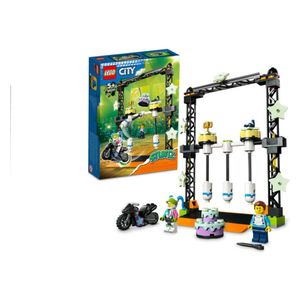 LEGO City The Knockdown Stunt Challenge Building Set