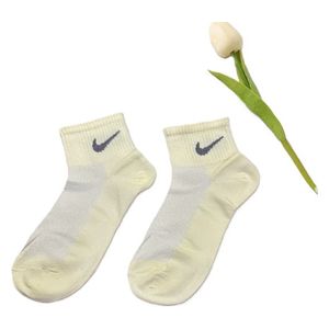  جوارب نايك للجنسين - اصفر فاتح 