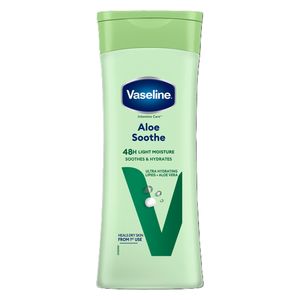  Vaseline Intensive Care Aloe Vera Body Lotion - Deeply moisturizes and soothes the skin, 200 ml 