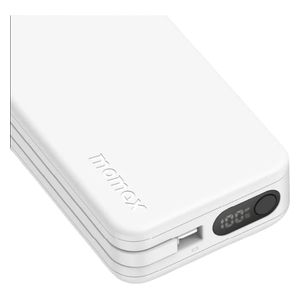  باور بانك موماكس - بسعة 10000 مللي امبير - بقوة 30 واط - شاشة رقمية - أبيض 