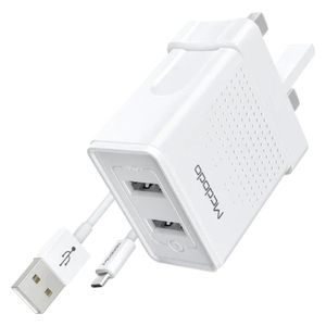 شاحن جداري مكدادو - منفذين يو اس بي اي - بقوة 12W - كيبل لايتينغ - ابيض