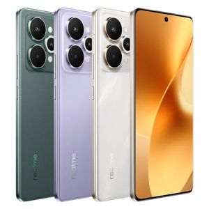 Realme 15 Pro - 6.8 Inch, OLED, 144Hz, - Snapdragon 7 Gen 4 - 7000mAh, 80W + Bag + Water Bottle + Sun Hat