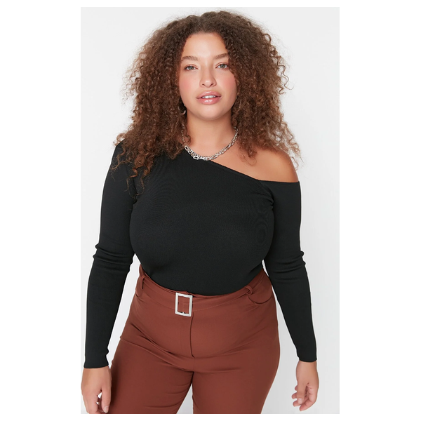 بلوزة منسوجة بياقة غير متماثلة من ترينديول كيرف - اسود