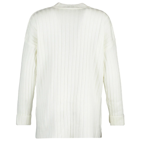 بلوزة  ترينديول موديست باكمام طويلة وياقة عالية للنساء - ابيض