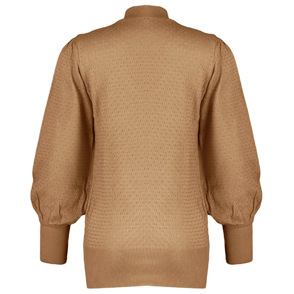 بلوزة نسائية ياقة عالية ترينديول ميلا - بيجي