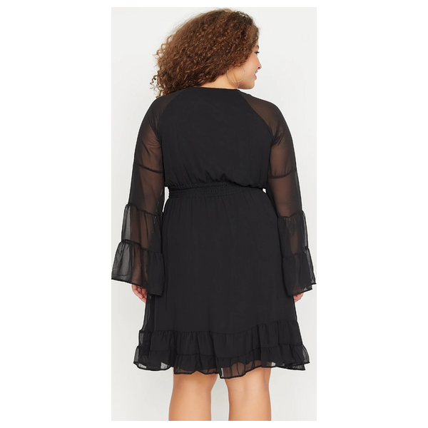 فستان قبة V قصير من ترينديول كيرف - اسود