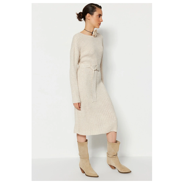 فستان نسائي صوف قصير بحزام ترينديول - بيجي