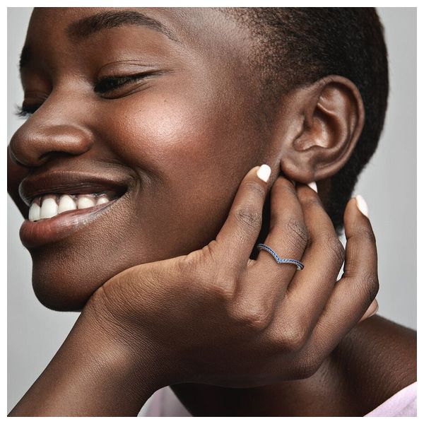  خاتم نسائي باندورا شكل مدبب - سلفر 