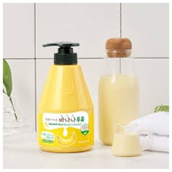  WelCos Banana Milk Body Lotion - Deeply Moisturizes & Softens Skin, 560g 