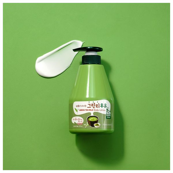  WelCos Green Tea Milk Body Lotion - Hydrates & Revitalizes Skin, 560g 