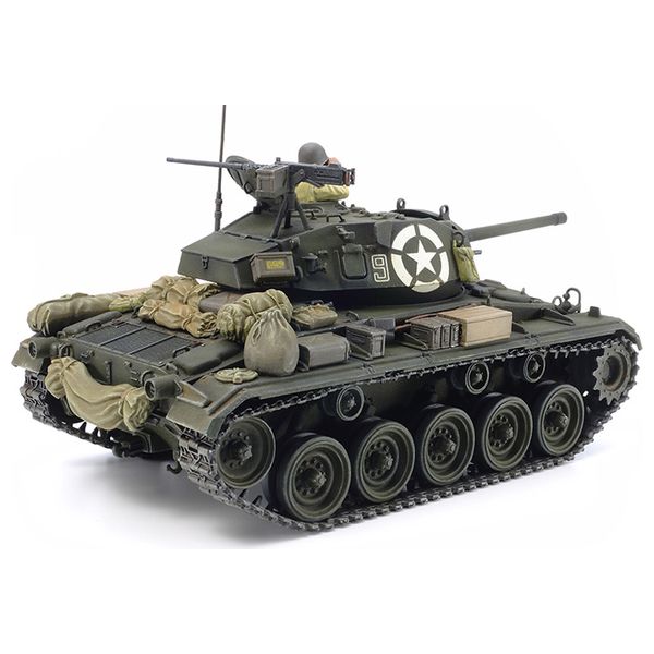  TAMIYA ITALERI Fire Support Combat Vehicle 