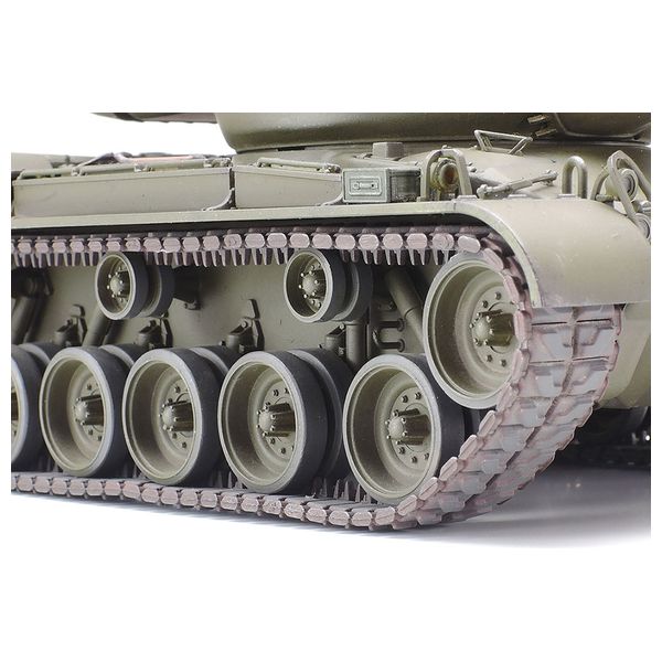  TAMIYA ITALERI Fire Support Combat Vehicle 