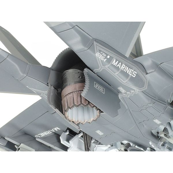  TAMIYA F-35B Lightning II Scale 1/72 Airplane - Metalic Gray 