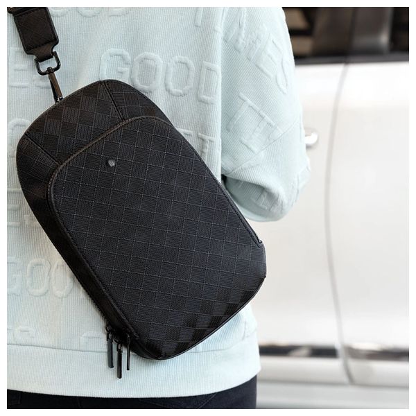  Levelo Soho Leather Backpack - Black 