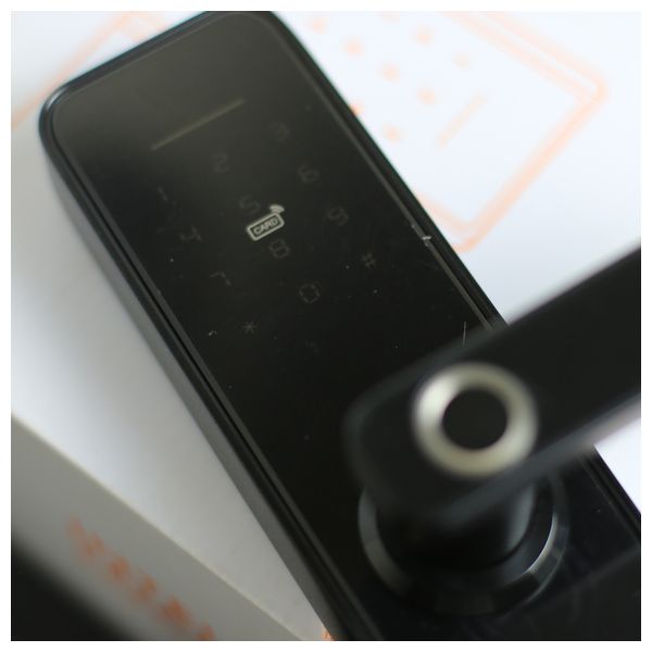  قفل باب الكتروني ذكي جي-ستار - 6-24 - اسود 