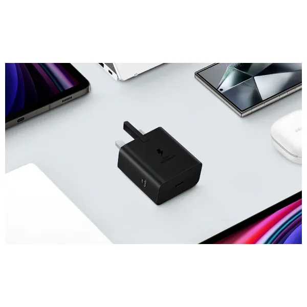  شاحن جداري سامسونج - شحن فائق السرعة بقوة 45 واط -  مع كيبل يو اس بي سي  إلى يو اس بي سي  - 1.8 متر - أسود 
