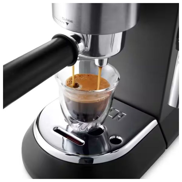  Delonghi EC685BK - Espresso Maker - Black 