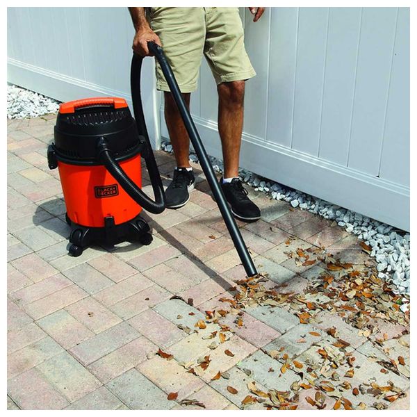  Black & Decker WDBD20-B5 - 1400W - Bag Vacuum Cleaner - Red 