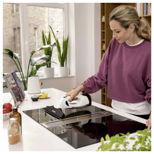 مكنسة زجاج كارشر كهربائية بخارية - ابيض