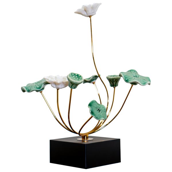  صدف منحوتة مكتبية على شكل لوتس - D684B 