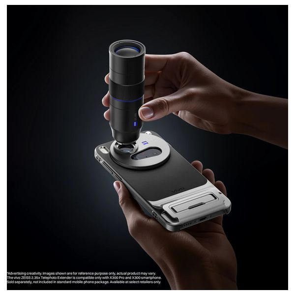  فيفو X300 برو - دبل سيم - شاشة بحجم 6.78 انج, اموليد, 120 هيرتز - معالج دايمنسيتي 9500 - بطارية بحجم 6375 مللي امبير, بقوة 40 واط لاسلكية + موسع عدسة التقريب زايس 2.35x من فيفو 