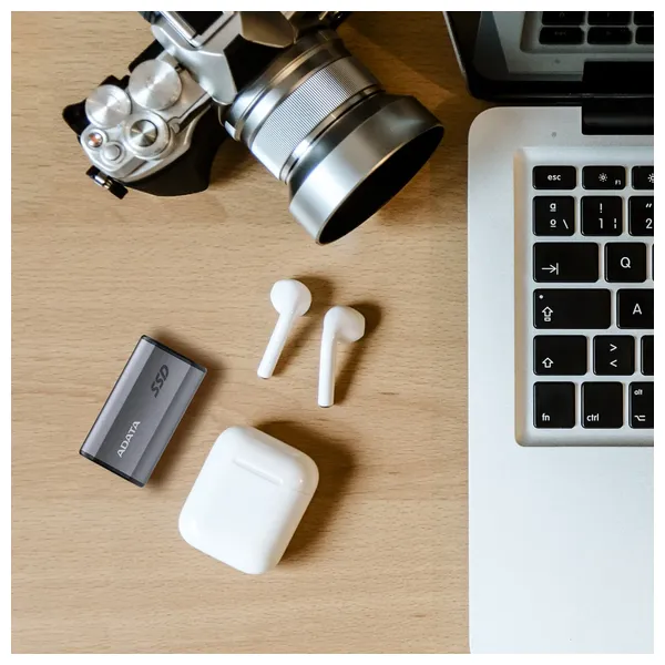  قرص تخزين خارجي من اي داتا - SE880 - بسعة 1 تيرابايت - رمادي 