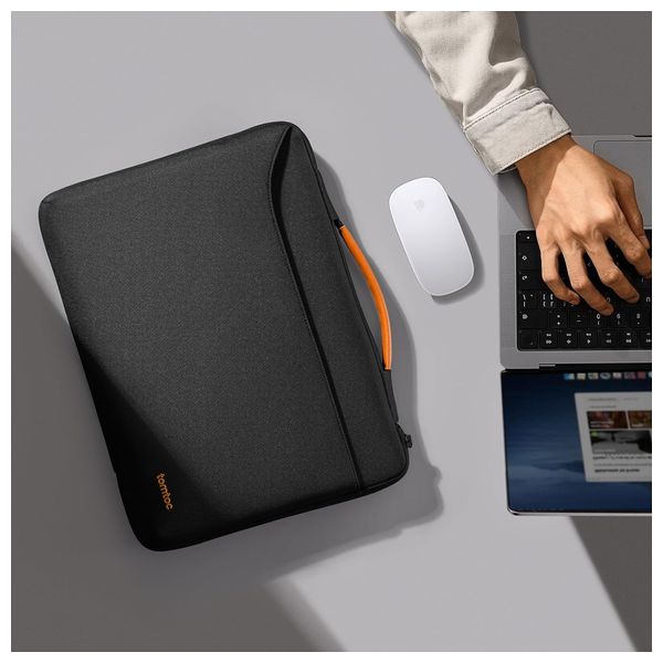 Tomtoc Defender A22- Laptop Bag - 14 Inch - Black