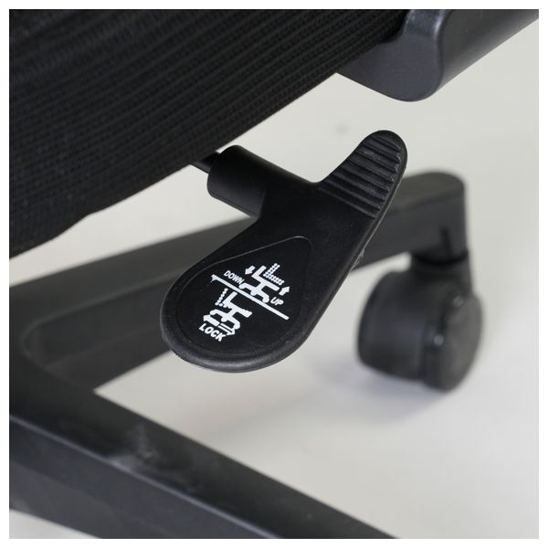  كرسي مكتب أي جي أوتشيها آري غيمينغ - تصميم أنيق ومريح - قابل للإمالة حتى 90° - أسود 