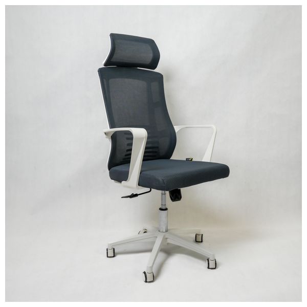  كرسي مكتب أي جي أوتشيها آري غيمينغ - تصميم أنيق ومريح - قابل للإمالة حتى 90° - ابيض 