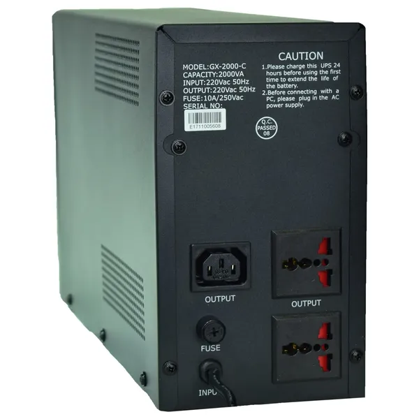 يو بي اس جيتكس - 2000 فولط امبير - بقوة 1200 واط - اسود