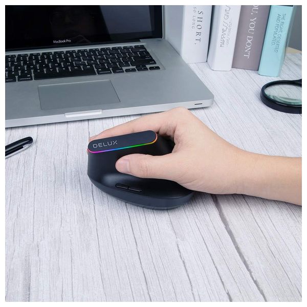  ماوس ماكس ديلوكس عمودي M618C - لاسلكي - إضاءة ار جي بي - لليد اليمنى - اسود 