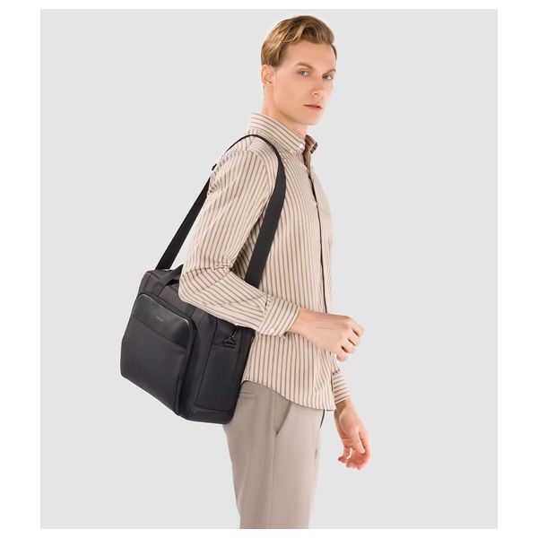  حقيبة لابتوب كينغستون - اسود 