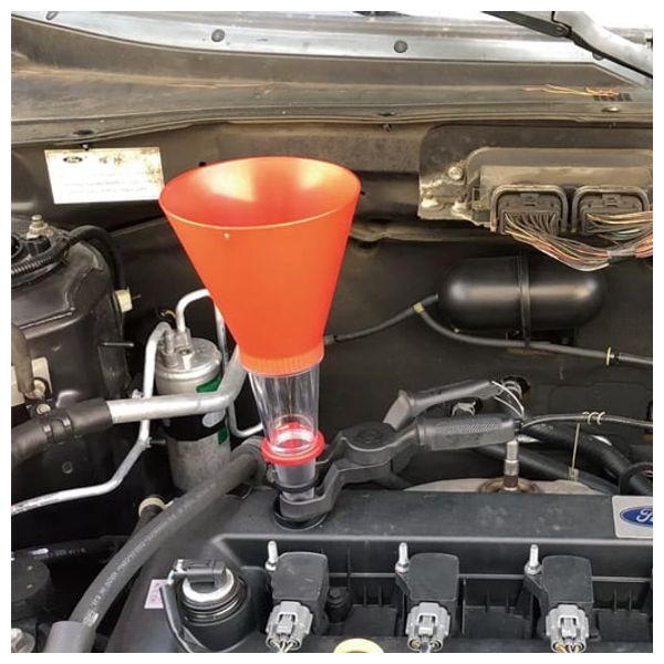  Universal Oil Funnel - Red 