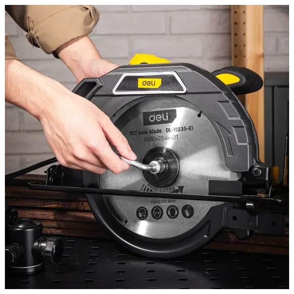  Deli Tools DL-YJ235-E1 - Electric Circular Saw - 2200W - Yellow 