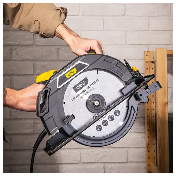  Deli Tools DL-YJ235-E1 - Electric Circular Saw - 2200W - Yellow 