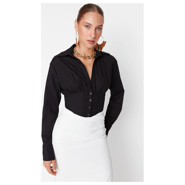ترينديول ميلا قميص بوبلين مبطن بقصة ضيقة - اسود