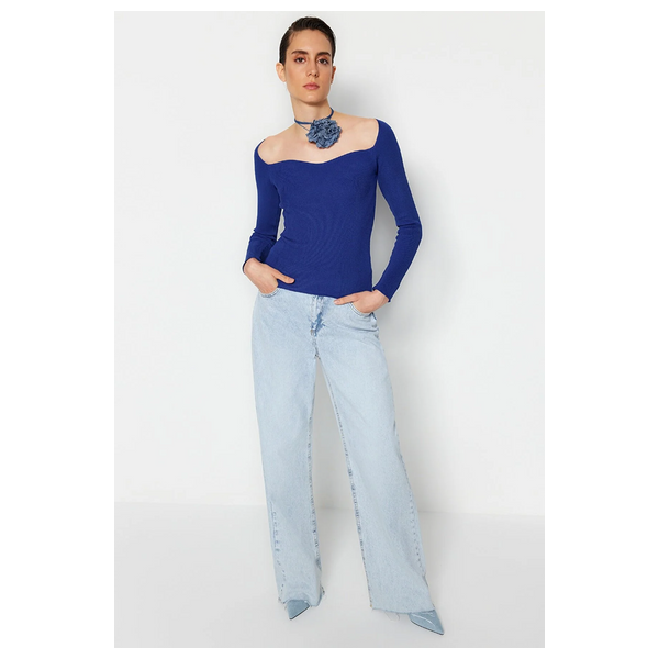 Trendyolmilla Heart Collar Knitwear Sweater - Blue