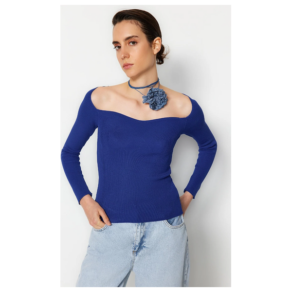 Trendyolmilla Heart Collar Knitwear Sweater - Blue
