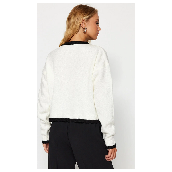 ترينديول ميلا كارديجان منسوج بخيوط بوكليه - أبيض